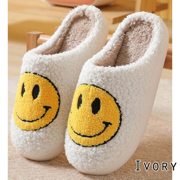 NEW Smile Smiley Happy Face CUTE Plush Soft Cozy Comfy Anti Skid Slip On Slipper - Picture 2 of 14